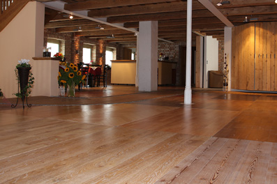 Parkett-Stadl innen 204